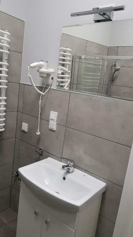 Apartament Nr 15 - 2 Pokoje Z Prywatnymi Lazienkami Centrum Познань Экстерьер фото